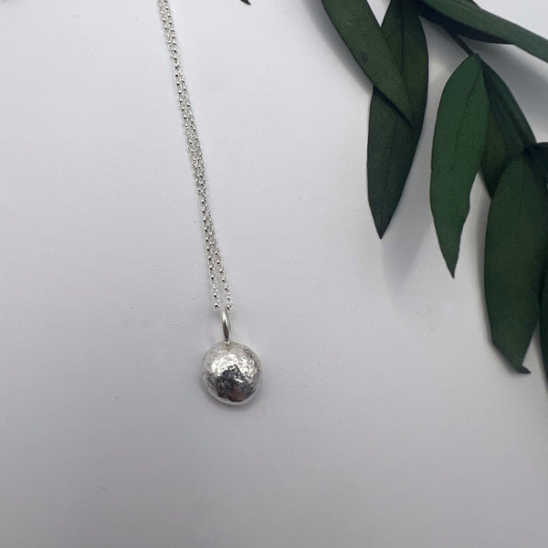 Organic Pebble ‘Small’ Necklace