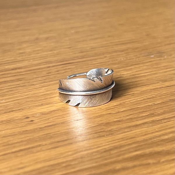 Gwenver Feather Ring